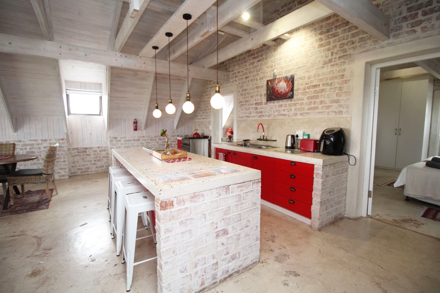 5 Bedroom Property for Sale in Middedorp Western Cape